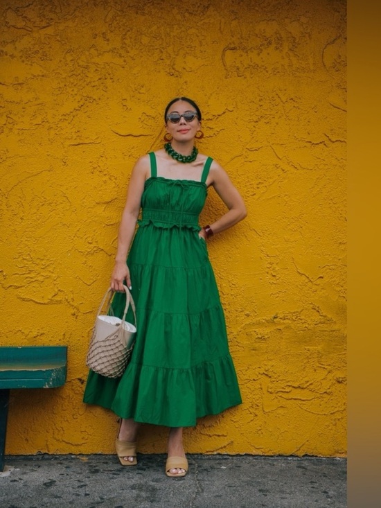 J. Crew Dresses & Skirts - J. Crew Vibrant Green Maxi Dress